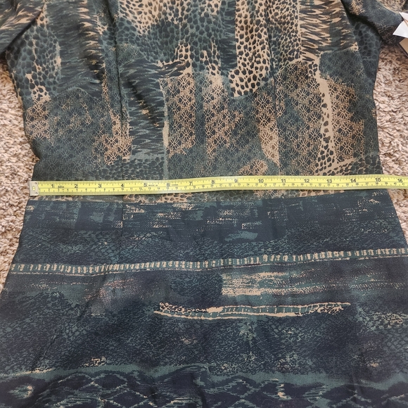 Rabbit‎ Rabbit Rabbit Patterned Midi Dress in Green and Tan - Picture 6 of 9